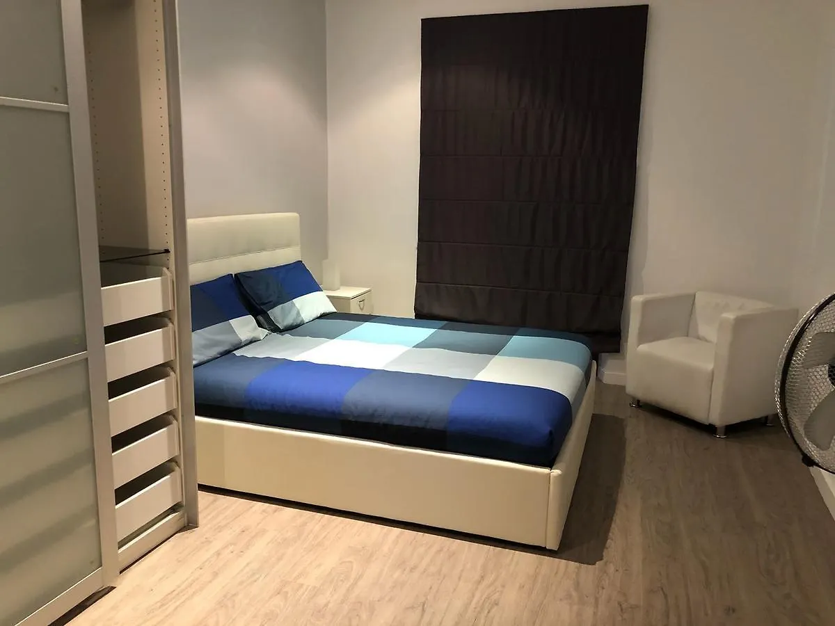 Wrooms Guest House Roma 4*,